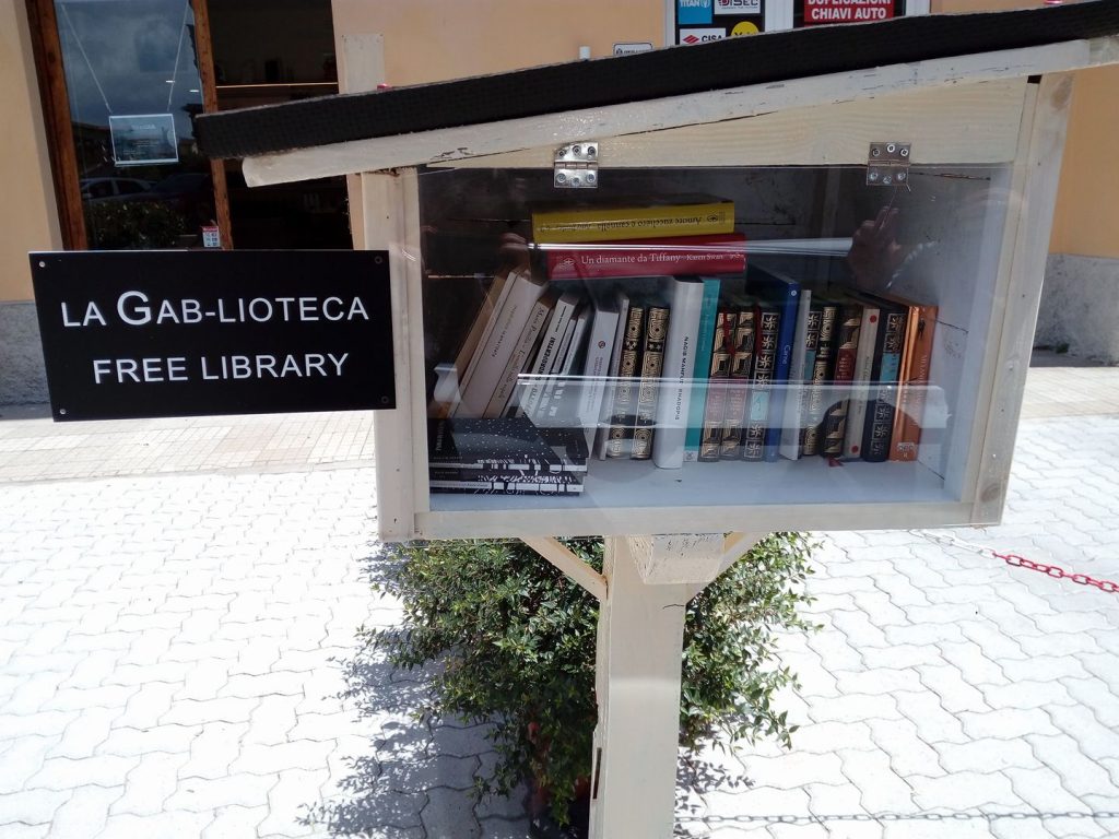 Little free library