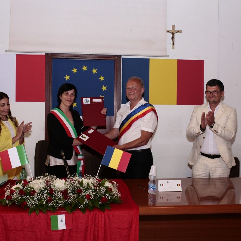 Cooperazione tra Ardud, comune della Romania, e Volturara Irpina